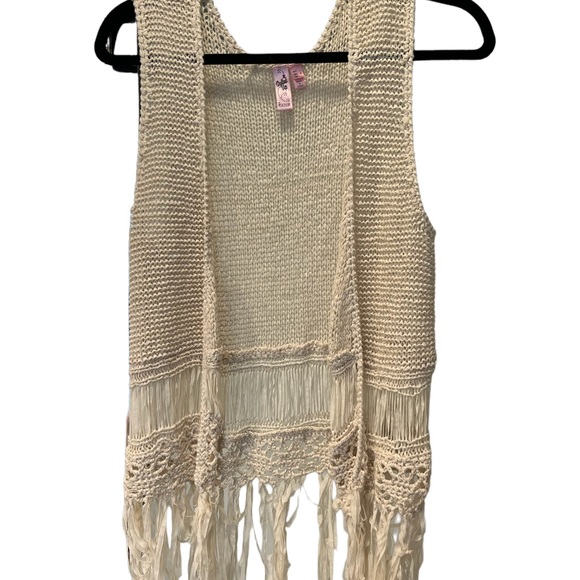 Dolled Up Tops - Crochet Best/Beach Cover Up Size Large